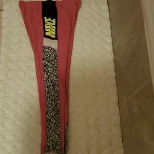 COPY - Nike Leggings